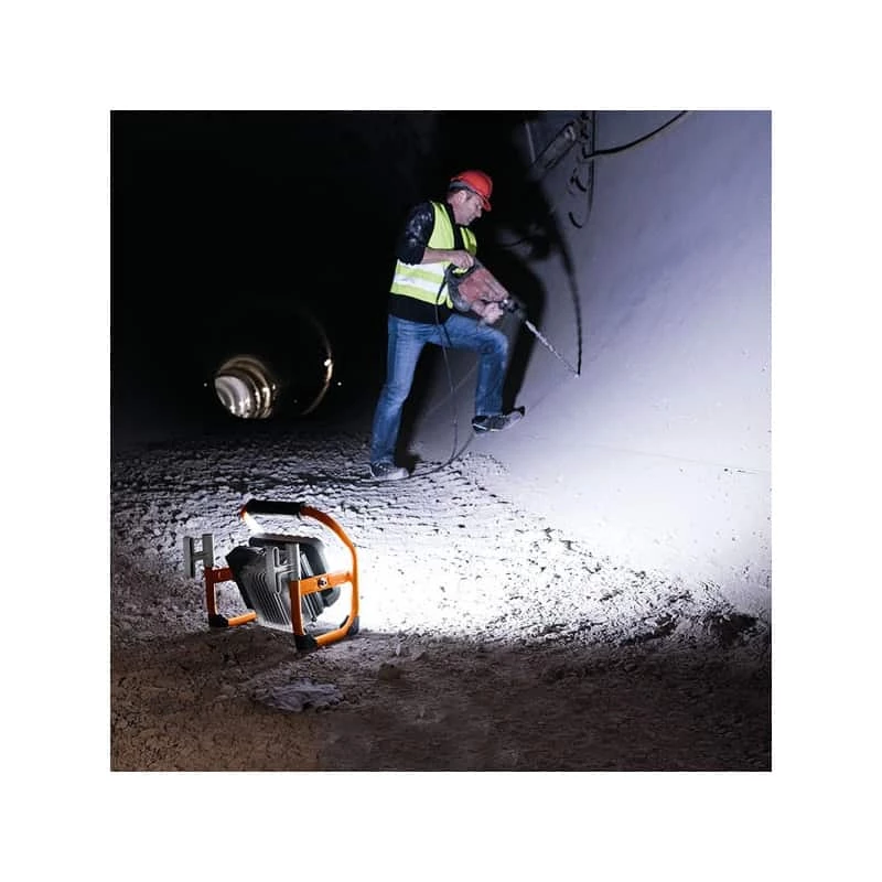 Lampe & Projecteur BRENNENSTUHL Projecteur Profi LED-SMD 40W IP55 Solo - 9171200400 6 Lampe & Projecteur BRENNENSTUHL Projecteur Profi LED-SMD 40W IP55 Solo - 9171200400 – Image 6